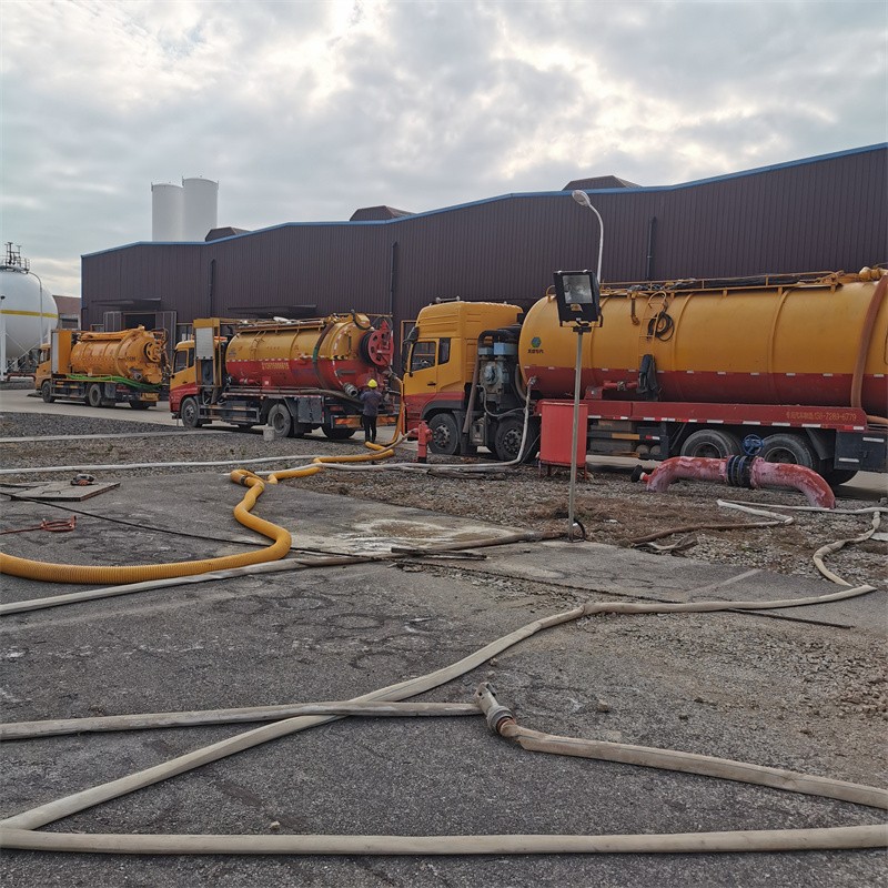 沙依巴克污水池清理