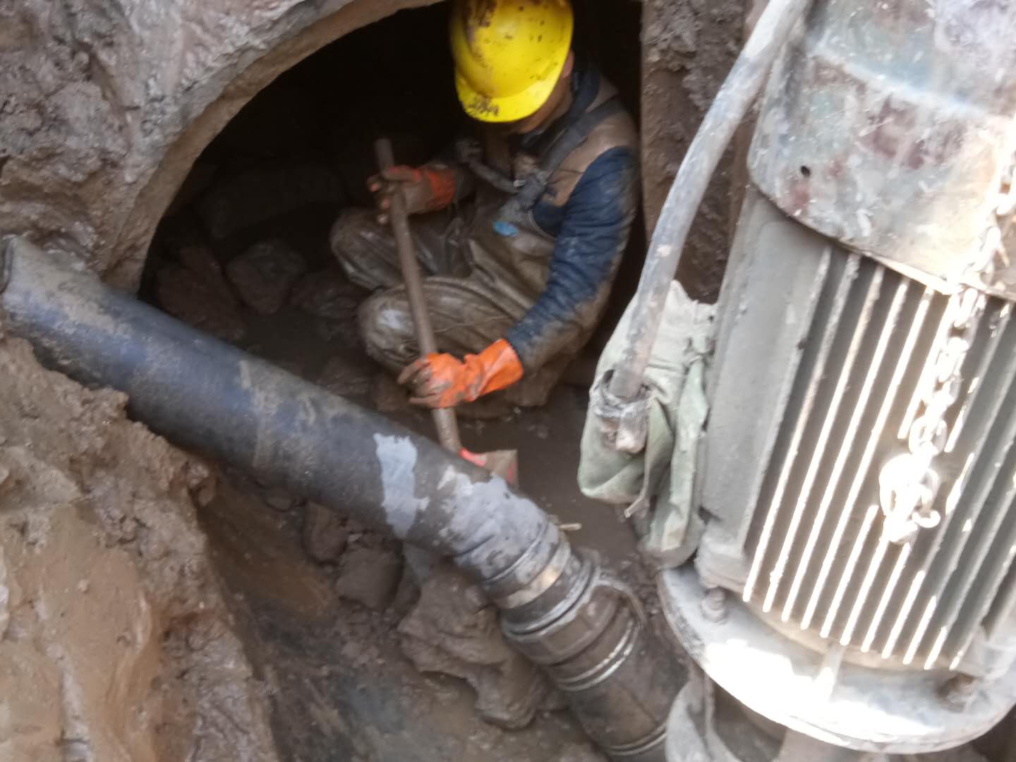 沙依巴克管道清淤